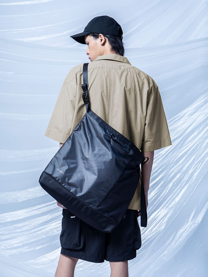 COMBACK|男款|手拎包/单肩包|COMBACK X GEARSENSE 轻量化系列 全黑 轻便户外 大号 斜挎包